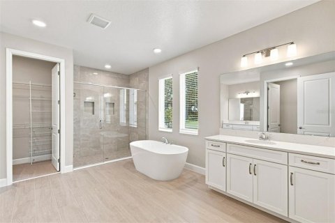 Casa en venta en Orlando, Florida, 4 dormitorios, 420.85 m2 № 2234771 - foto 25
