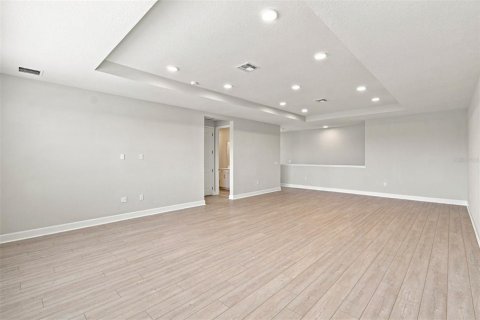 Casa en venta en Orlando, Florida, 4 dormitorios, 420.85 m2 № 2234771 - foto 23
