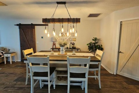 Villa ou maison à louer à Fruitland Park, Floride: 3 chambres, 152.92 m2 № 2388858 - photo 14