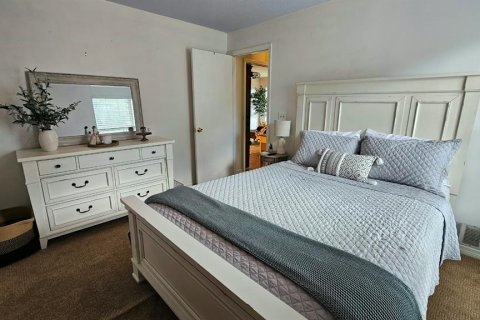 Villa ou maison à louer à Fruitland Park, Floride: 3 chambres, 152.92 m2 № 2388858 - photo 23