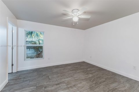 Villa ou maison à vendre à Fort Myers, Floride: 6 chambres, 108.7 m2 № 2002296 - photo 20