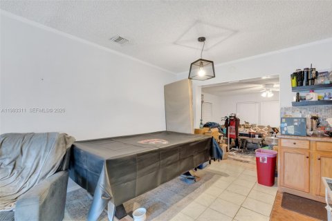House in Fort Lauderdale, Florida 3 bedrooms, 130.99 sq.m. № 2058354 - photo 15