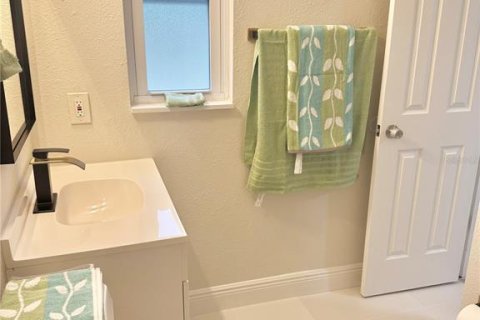 Casa en alquiler en Orlando, Florida, 3 dormitorios, 112.04 m2 № 1881383 - foto 16