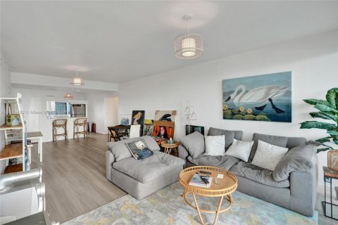 Купить кондоминиум в Майами, Флорида 2 спальни, 109.07м2, № 2088573 - фото 27