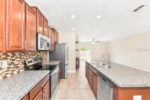 Villa ou maison à louer à Wimauma, Floride: 5 chambres, 224.36 m2 № 2416612 - photo 7
