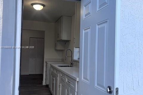 House in Miami, Florida 3 bedrooms № 1952343 - photo 24