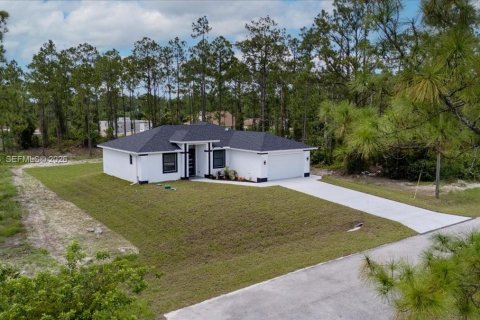 Купить виллу или дом в Лихай-Эйкерс, Флорида 3 спальни, 159.05м2, № 2033019 - фото 2