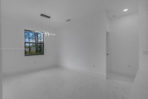 Купить виллу или дом в Лихай-Эйкерс, Флорида 3 спальни, 159.05м2, № 2033019 - фото 27