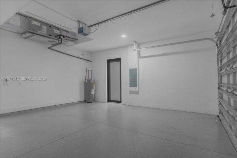 Купить виллу или дом в Лихай-Эйкерс, Флорида 3 спальни, 159.05м2, № 2033019 - фото 25