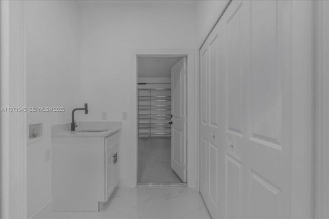 Купить виллу или дом в Лихай-Эйкерс, Флорида 3 спальни, 159.05м2, № 2033019 - фото 23