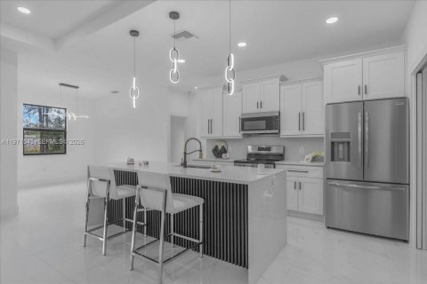 Купить виллу или дом в Лихай-Эйкерс, Флорида 3 спальни, 159.05м2, № 2033019 - фото 19