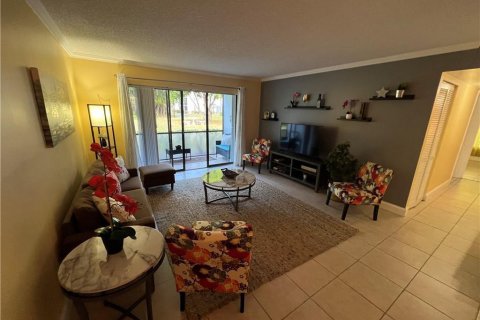 Condominio en alquiler en West Palm Beach, Florida, 2 dormitorios, 103.21 m2 № 2088252 - foto 12