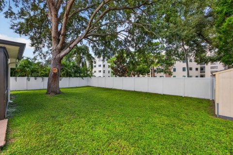 Villa ou maison à vendre à Saint Petersburg, Floride: 3 chambres, 125.6 m2 № 2330931 - photo 24