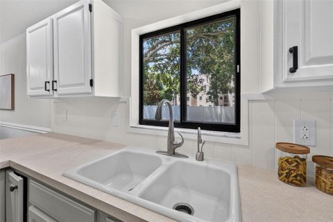 Villa ou maison à vendre à Saint Petersburg, Floride: 3 chambres, 125.6 m2 № 2330931 - photo 12