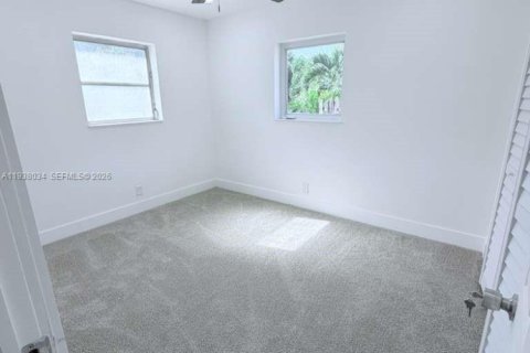 Propiedad comercial en venta en Boynton Beach, Florida, 145.48 m2 № 1995920 - foto 27