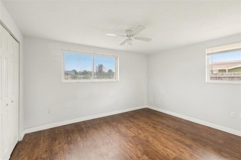 Casa en venta en Port Richey, Florida, 2 dormitorios, 122.45 m2 № 1786187 - foto 12