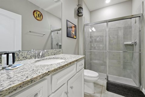 Townhouse in Davenport, Florida 5 bedrooms, 211.91 sq.m. № 2143728 - photo 21
