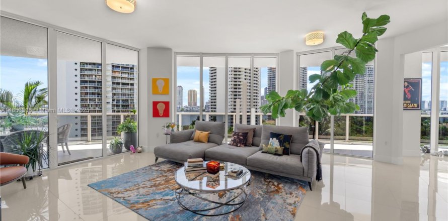 Condo in Aventura, Florida, 3 bedrooms  № 1888986