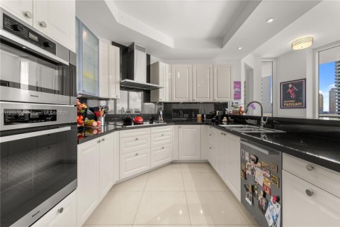 Condo in Aventura, Florida, 3 bedrooms  № 1888986 - photo 8
