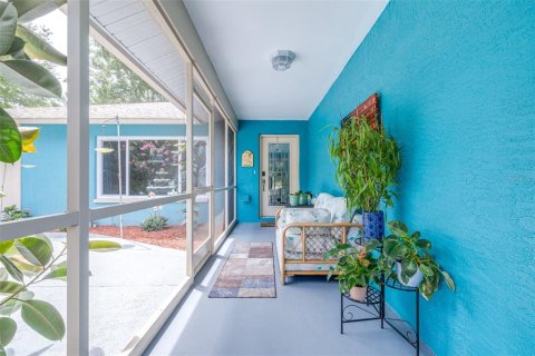 Casa en venta en Spring Hill, Florida, 3 dormitorios, 166.57 m2 № 1899117 - foto 22