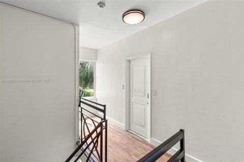 Купить кондоминиум в Майами-Бич, Флорида 2 спальни, 97.83м2, № 1954309 - фото 8