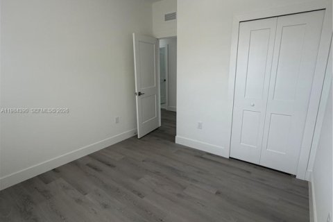 Villa ou maison à louer à Lehigh Acres, Floride: 3 chambres, 185.8 m2 № 2047844 - photo 24