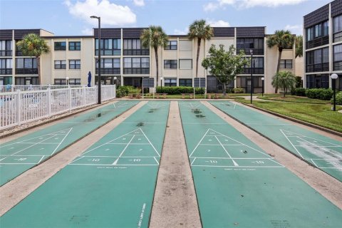Condo in Largo, Florida, 1 bedroom  № 1851143 - photo 21