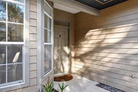 House in Gainesville, Florida 3 bedrooms, 219.99 sq.m. № 2048290 - photo 5