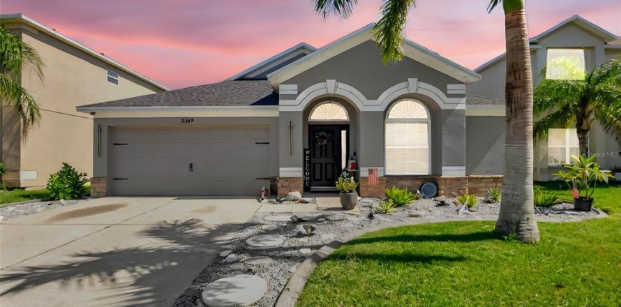 Casa en Ruskin, Florida 3 dormitorios, 193.42 m2 № 1846693