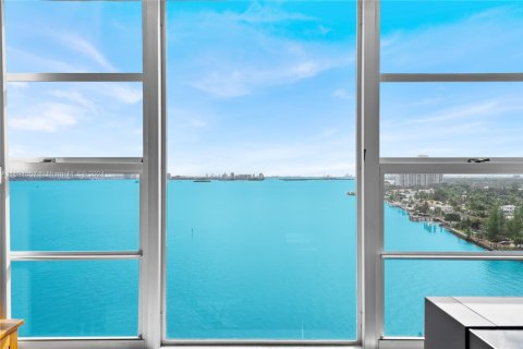 Купить кондоминиум в Майами, Флорида 3 спальни, 256.41м2, № 1729375 - фото 18