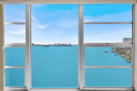 Купить кондоминиум в Майами, Флорида 3 спальни, 256.41м2, № 1729375 - фото 14