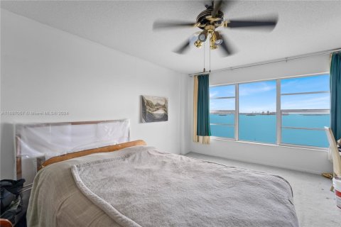 Купить кондоминиум в Майами, Флорида 3 спальни, 256.41м2, № 1729375 - фото 16