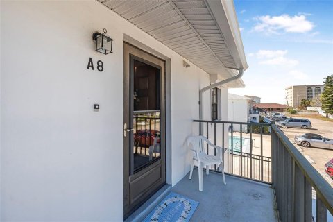 Condo in Daytona Beach, Florida, 2 bedrooms  № 1724099 - photo 2