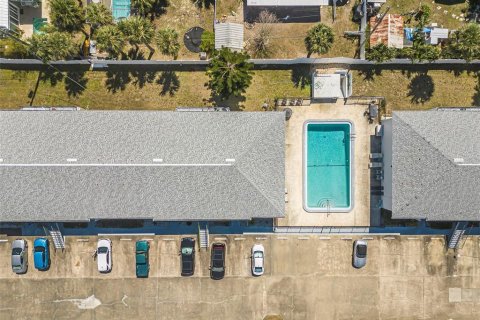 Condo in Daytona Beach, Florida, 2 bedrooms  № 1724099 - photo 21