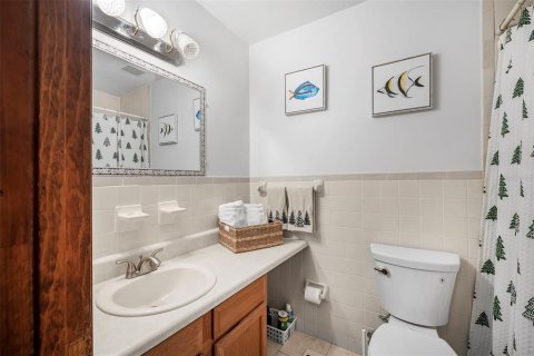 Condo in Daytona Beach, Florida, 2 bedrooms  № 1724099 - photo 18