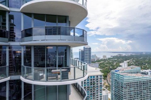 Copropriété à louer à Miami, Floride: 3 chambres, 177.63 m2 № 1820325 - photo 4