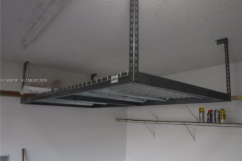 Casa en venta en Miami, Florida, 4 dormitorios, 209.49 m2 № 2021158 - foto 24