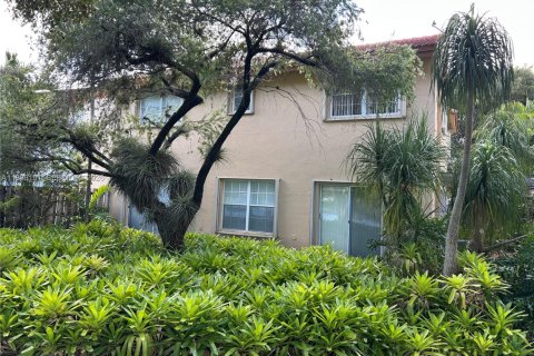 Casa en venta en Miami, Florida, 4 dormitorios, 209.49 m2 № 2021158 - foto 2