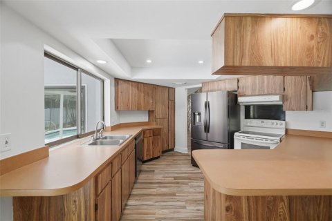 Casa en venta en Safety Harbor, Florida, 3 dormitorios, 192.49 m2 № 2151386 - foto 16
