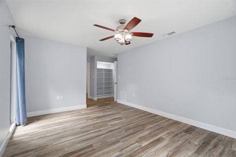 Casa en venta en Safety Harbor, Florida, 3 dormitorios, 192.49 m2 № 2151386 - foto 7