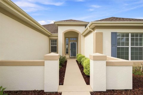Villa ou maison à vendre à Summerfield, Floride: 2 chambres, 160.91 m2 № 2349964 - photo 4