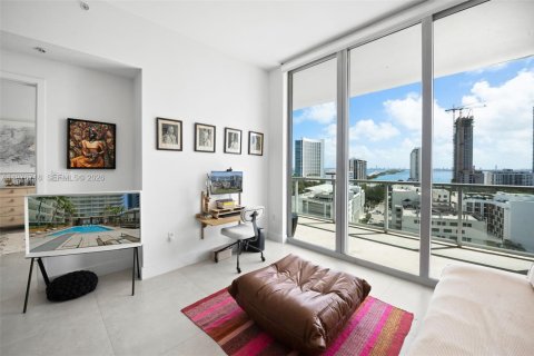 Купить кондоминиум в Майами, Флорида 1 спальня, 68.28м2, № 2049718 - фото 3