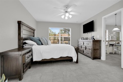 Villa ou maison à vendre à North Port, Floride: 3 chambres, 168.06 m2 № 2143982 - photo 16