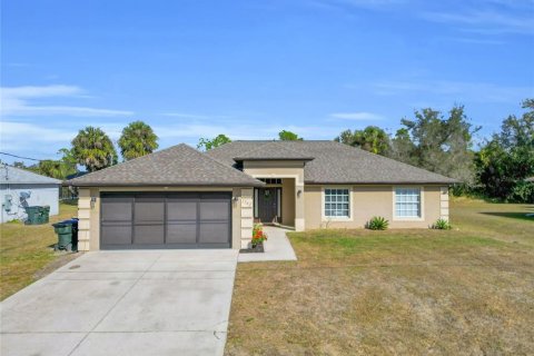 Villa ou maison à vendre à North Port, Floride: 3 chambres, 168.06 m2 № 2143982 - photo 5