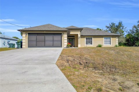 Villa ou maison à vendre à North Port, Floride: 3 chambres, 168.06 m2 № 2143982 - photo 4