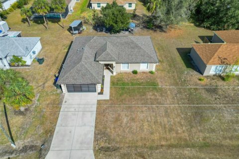 Villa ou maison à vendre à North Port, Floride: 3 chambres, 168.06 m2 № 2143982 - photo 6