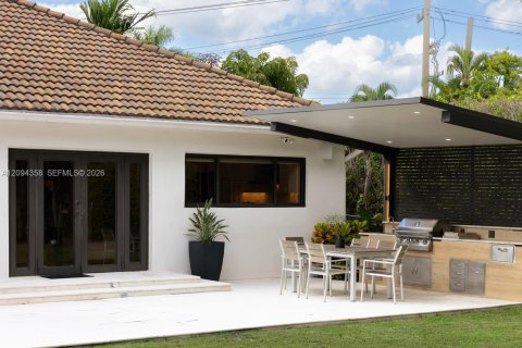 Villa ou maison à vendre à Miami Beach, Floride: 3 chambres, 163.6 m2 № 2401445 - photo 19