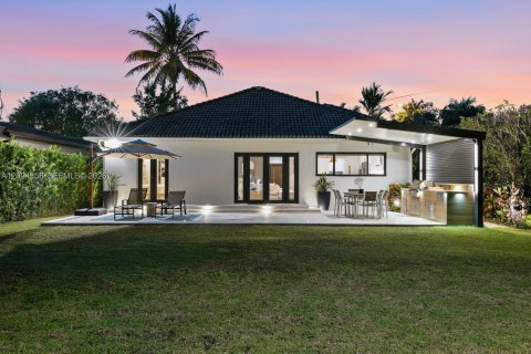 Villa ou maison à vendre à Miami Beach, Floride: 3 chambres, 163.6 m2 № 2401445 - photo 21