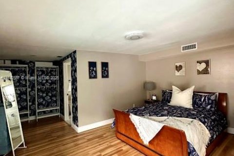 Casa en venta en Naples, Florida, 3 dormitorios, 136.75 m2 № 1705958 - foto 17