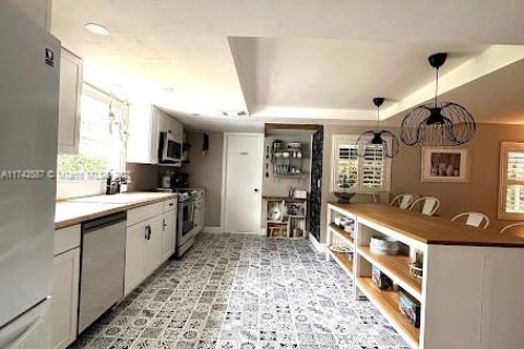 Casa en venta en Naples, Florida, 3 dormitorios, 136.75 m2 № 1705958 - foto 8